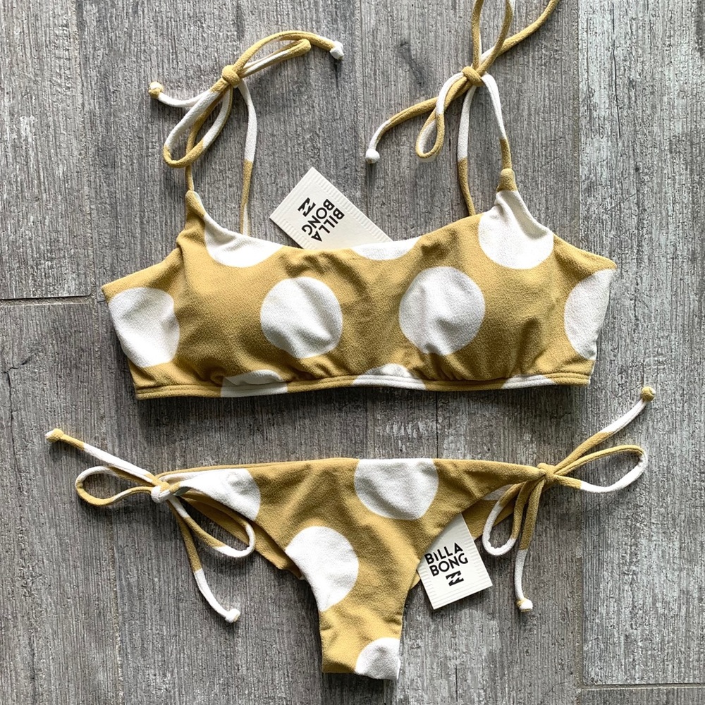 π₯π₯BILLABONG - DOT DAZE MINI CROP TANGA SETπ₯π₯ - Picture 5 of 9